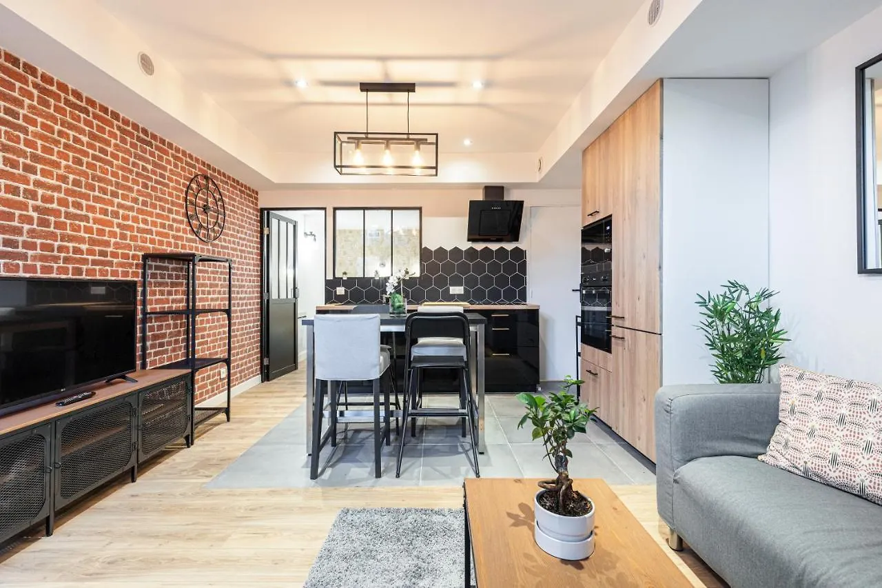 Le Loft Magnan - Ac- Pres Mer - Wifi - Parking - Confort Et Moderne - Supermarches Et Tram Proches Nice Apartment