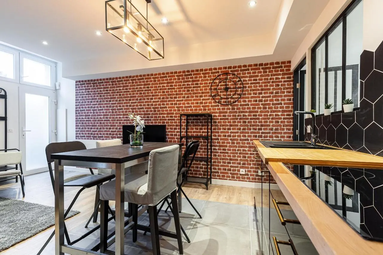 Apartment Le Loft Magnan - Ac- Pres Mer - Wifi - Parking - Confort Et Moderne - Supermarches Et Tram Proches Nice